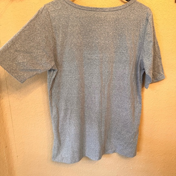 Lularoe new never wore Tee XL - Picture 3 of 4